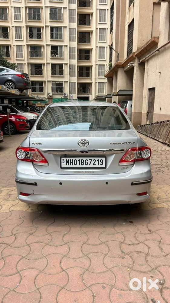 Toyota Corolla Altis 2013 Car