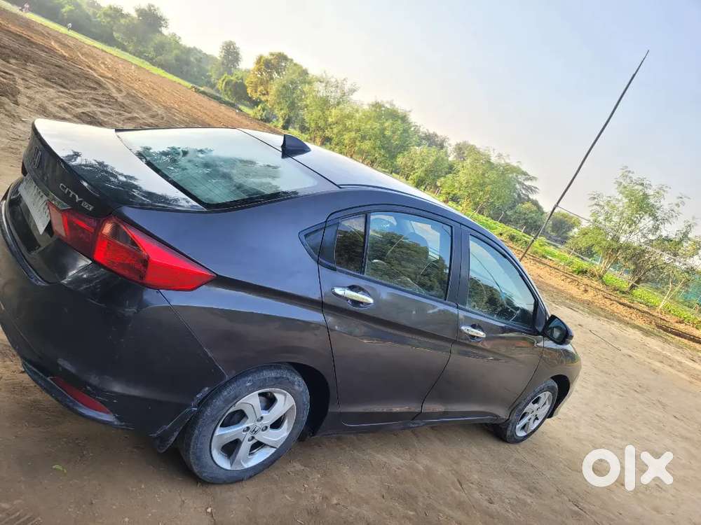 Honda City Sunroof Cng Top Model