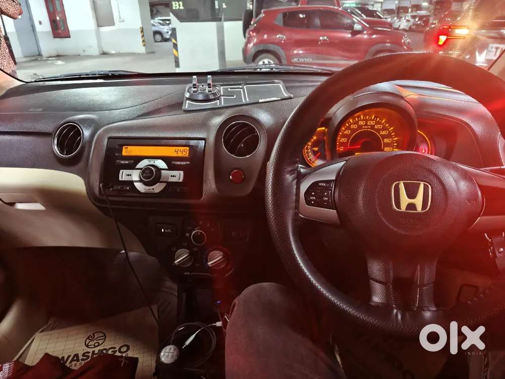 Honda Brio 2012 - Urgent Sale