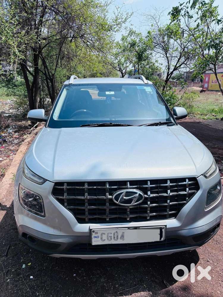 Hyundai Venue Petrol 2019