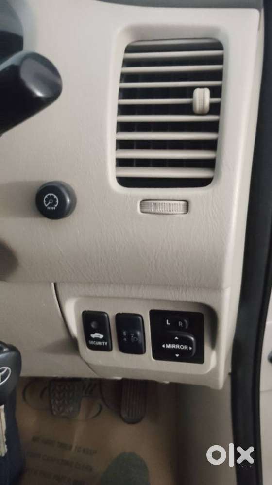 Toyota Innova 2.5 Z Diesel 7 Seater, 2014, Diesel