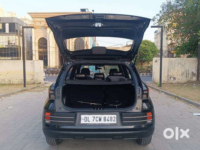 Hyundai Venue Sx(o) 1.0 Turbo Mt Knight Edition, 2024, Petrol