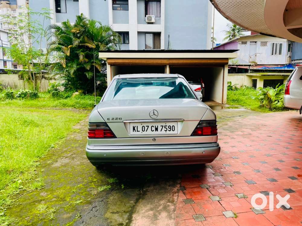 Mercedes-benz W124 E220