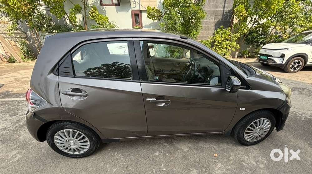 Honda Brio 2014 Petrol Well Maintained