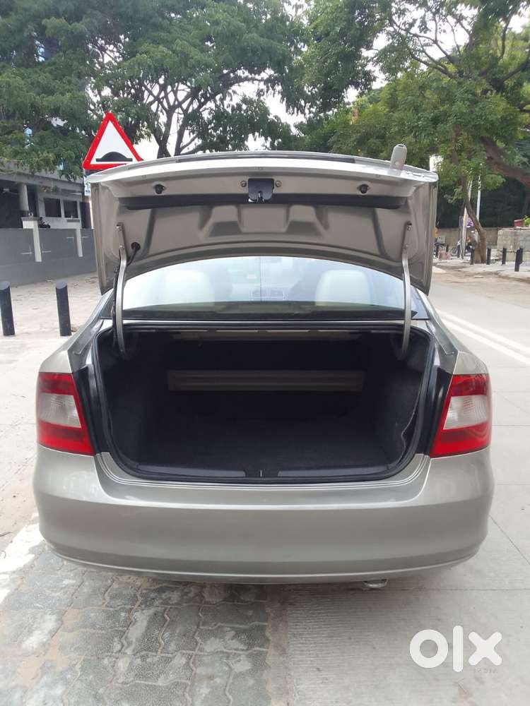 Skoda Rapid 1.5 Tdi Cr Elegance Plus, 2013, Diesel