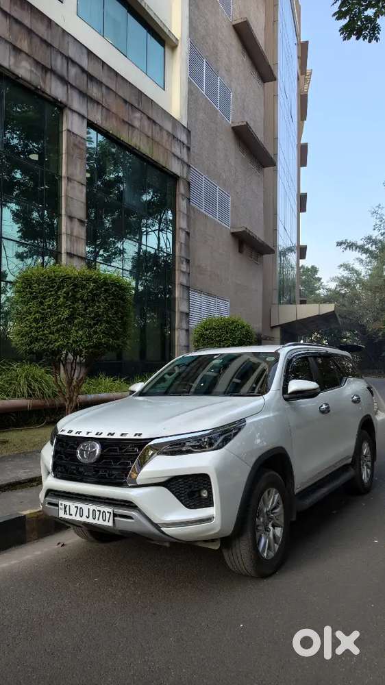 Toyota Fortuner 2023 Diesel  Autoamatic At  4x4 Low Km  Vehicle