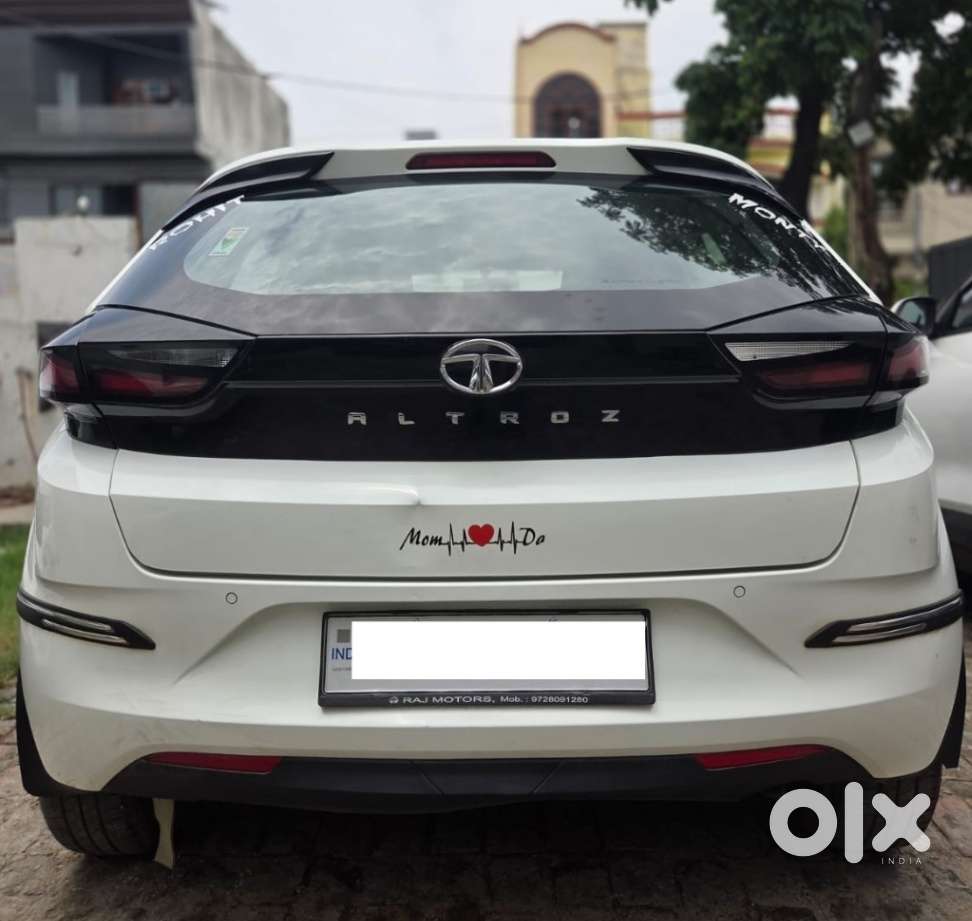 Tata Altroz 1.2 Xm Plus, 2022, Petrol