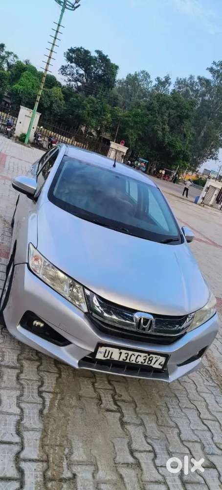 Honda City 1.5 V 2014