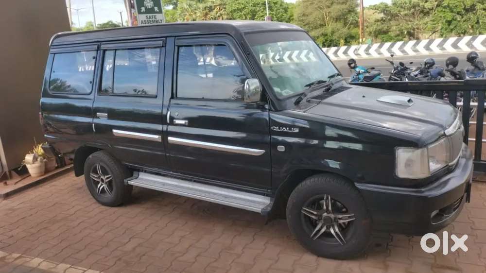 Qualis 2004 Model For Sale