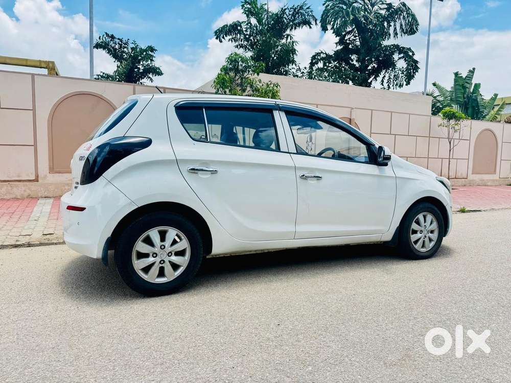 Hyundai I20 Sportz 1.2 Bs-iv, 2012, Diesel