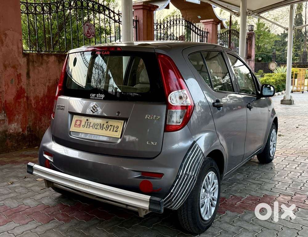 Maruti Suzuki Ritz Lxi, 2009, Petrol