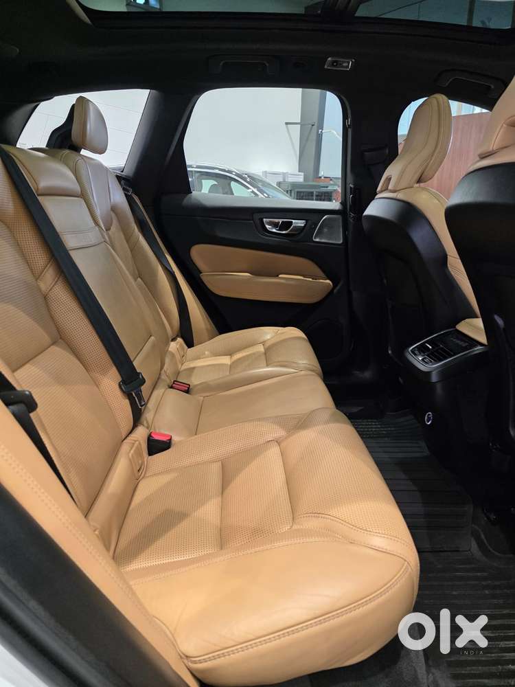Volvo Xc60 D5 Inscription, 2019, Diesel