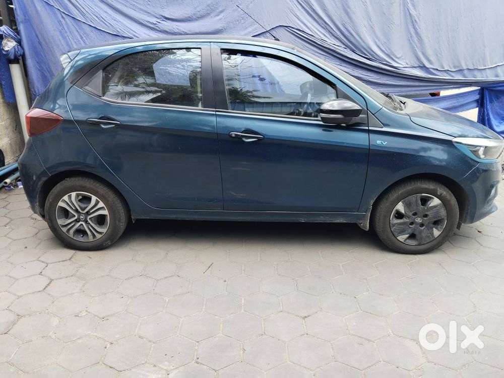 Tata Tiago EV XZ Plus Tech Lux LR, 2023, Electric - Photo 2