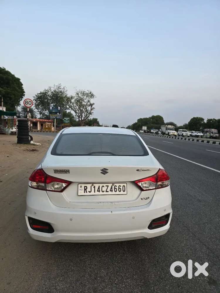 Maruti Suzuki Ciaz 2015 Petrol + Cng