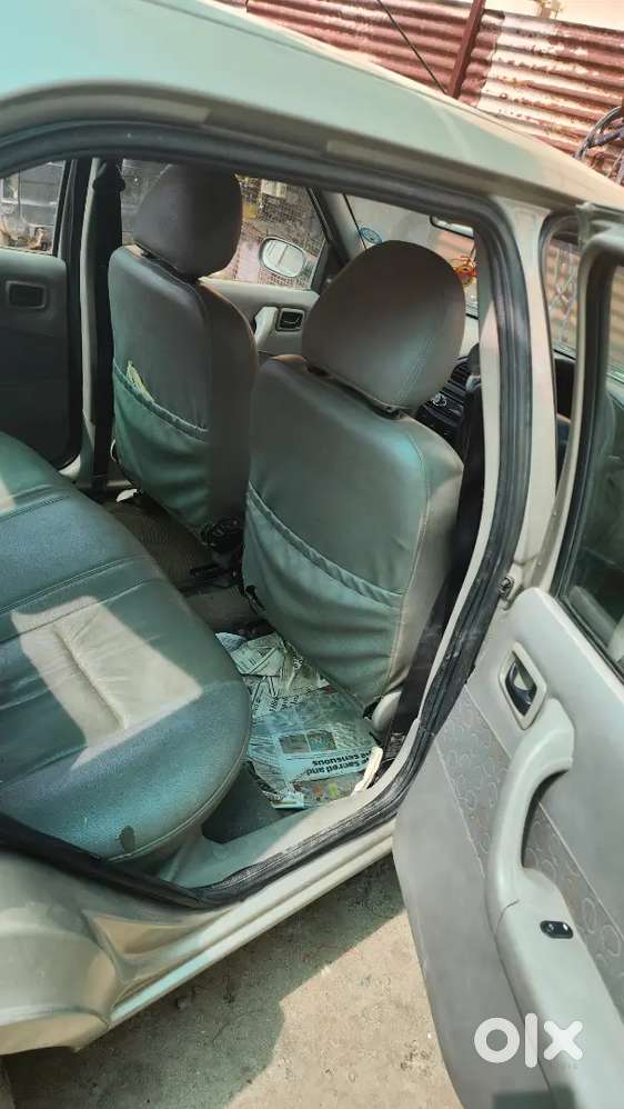 Ford Ikon 2006 Petrol 90000 Km Driven