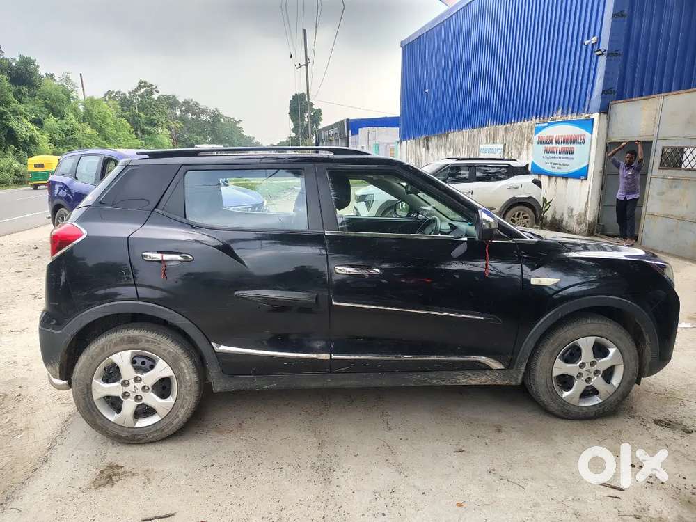 Mahindra Xuv300 1.2 W6 2023
