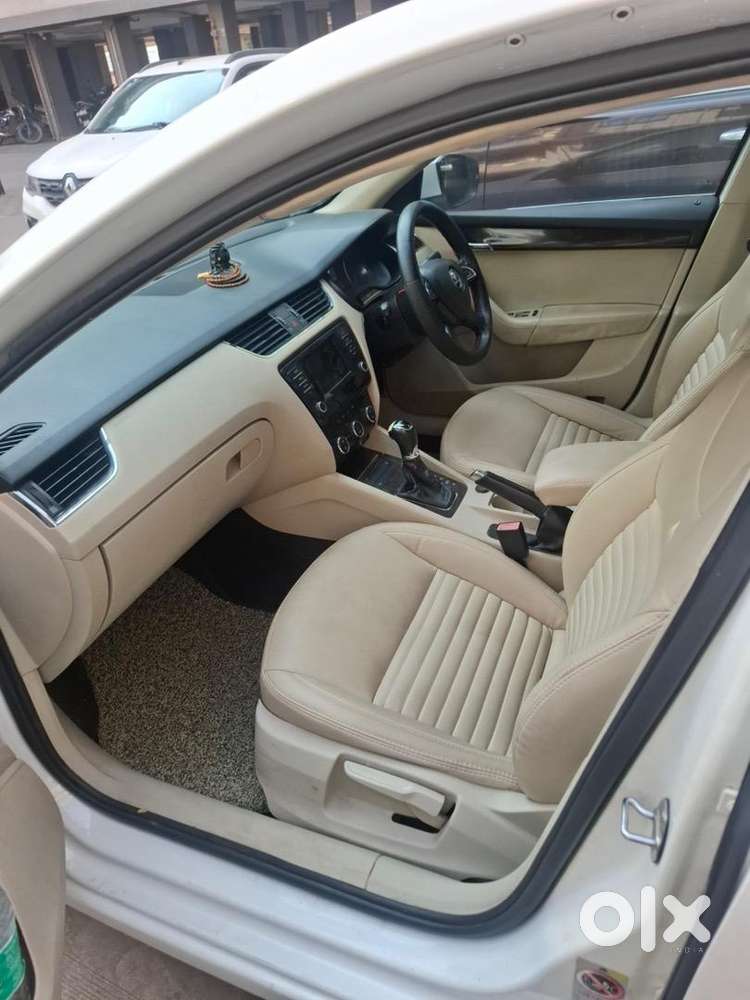 Skoda Diesel Automatic 2015 Sunroof