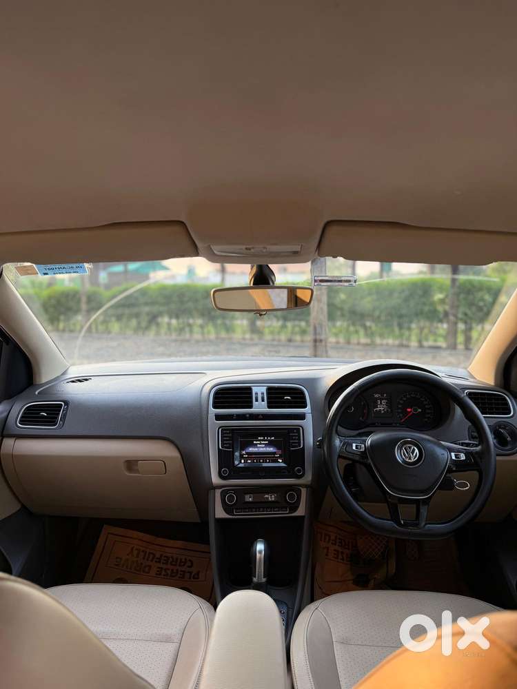 Volkswagen Vento 1.2 Tsi Highline Plus At, 2016, Petrol