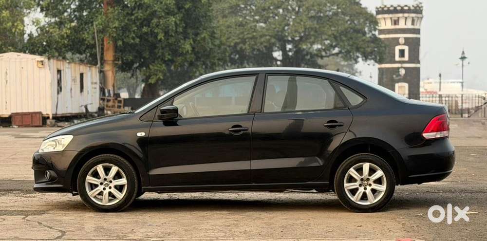 Volkswagen Vento 2010-2013 Petrol Highline, 2011, Petrol