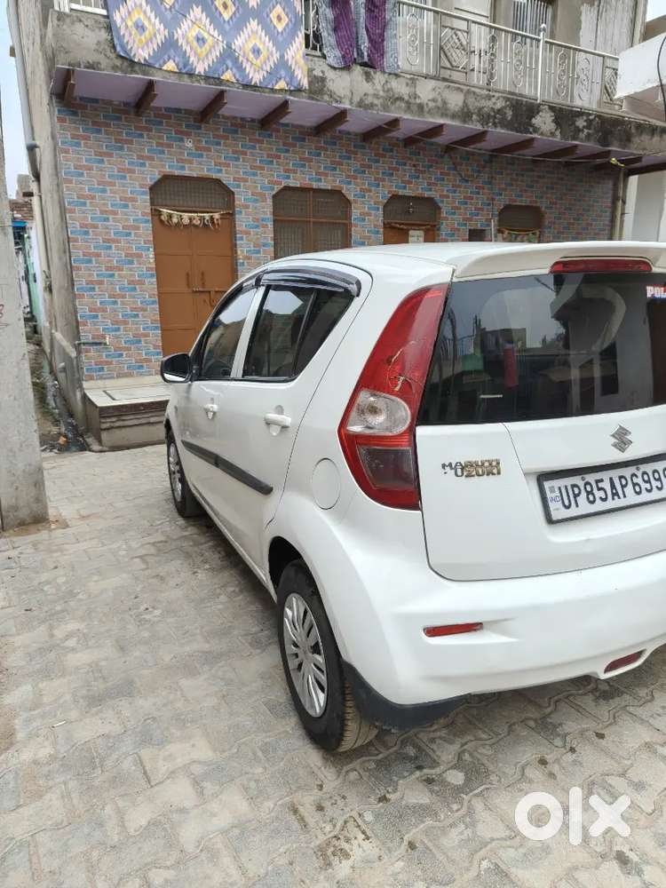गाड़ी का माइलेज बहुत अच्छा है गाड़ी में कोई नहीं