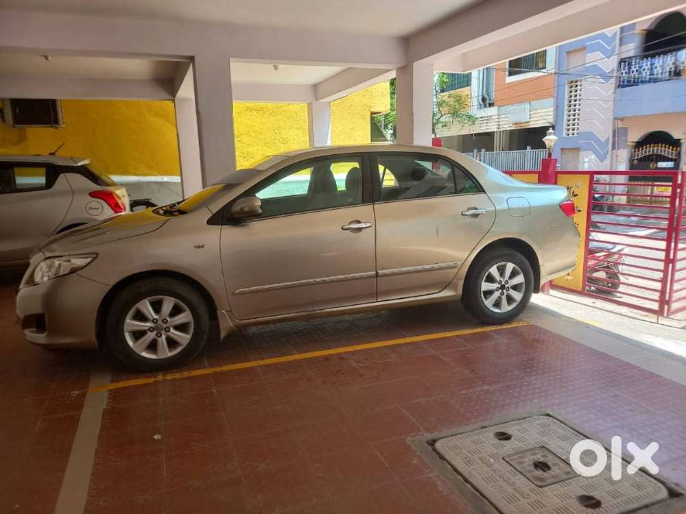 2009 Model Toyota Corolla Altis, Petrol