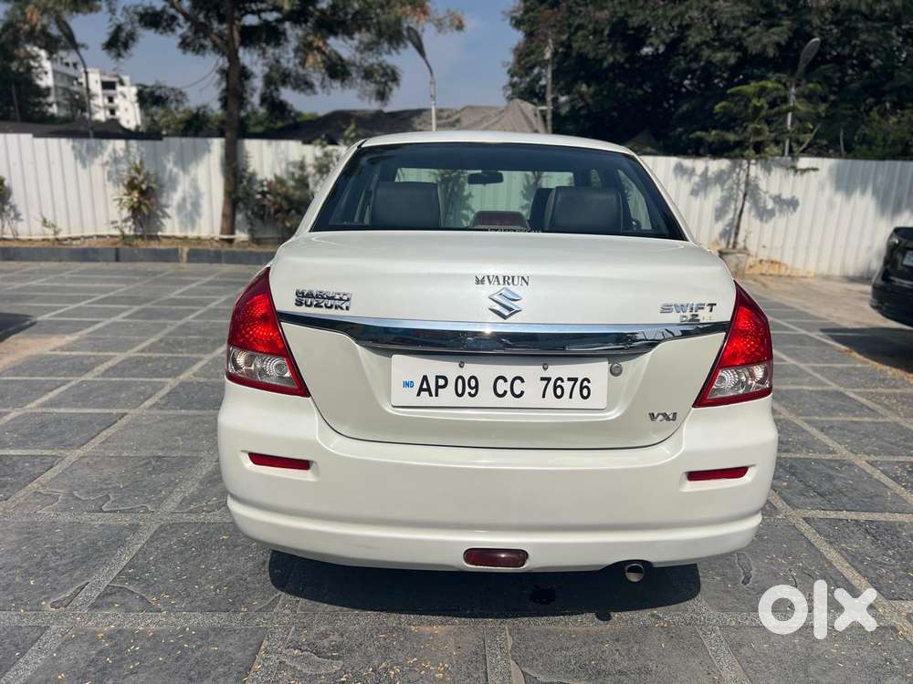 Maruti Suzuki Swift Dzire Vxi, 2011, Petrol