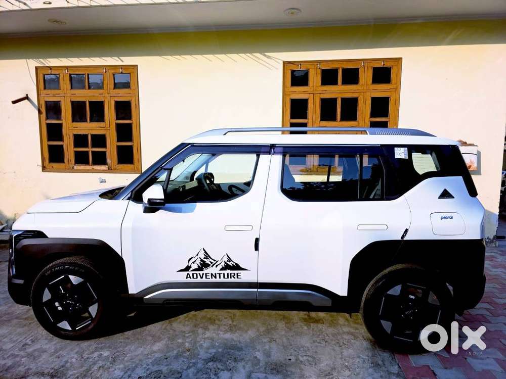 Kia Syros 2025 Htk Plus Turbo Petrol (mini Defender) Brand New