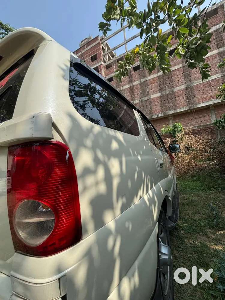 Tata Safari 2012