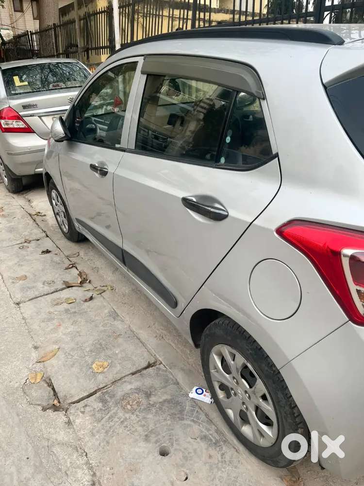 Hyundai Grand I10 Sportz Company Fitted Cng
