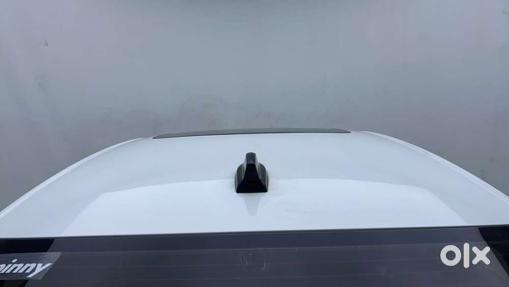 Skoda Slavia Style 1.0l Tsi Mt, 2022, Petrol