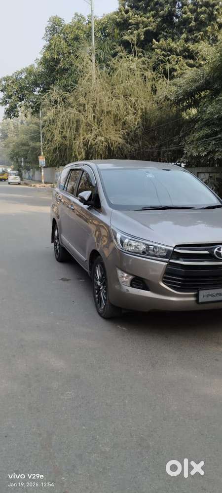 Toyota Innova Crysta 2.8 Gx At 8s, 2020, Petrol