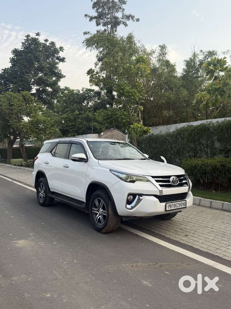 Toyota Fortuner 2.8 2wd At, 2016, Diesel