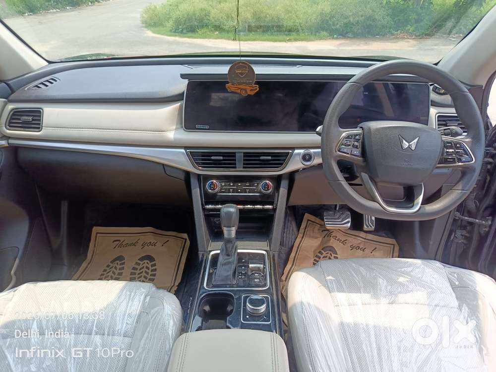 Mahindra Xuv700 2.2 Ax 7 Diesel At Luxury Pack Str, 2024, Diesel