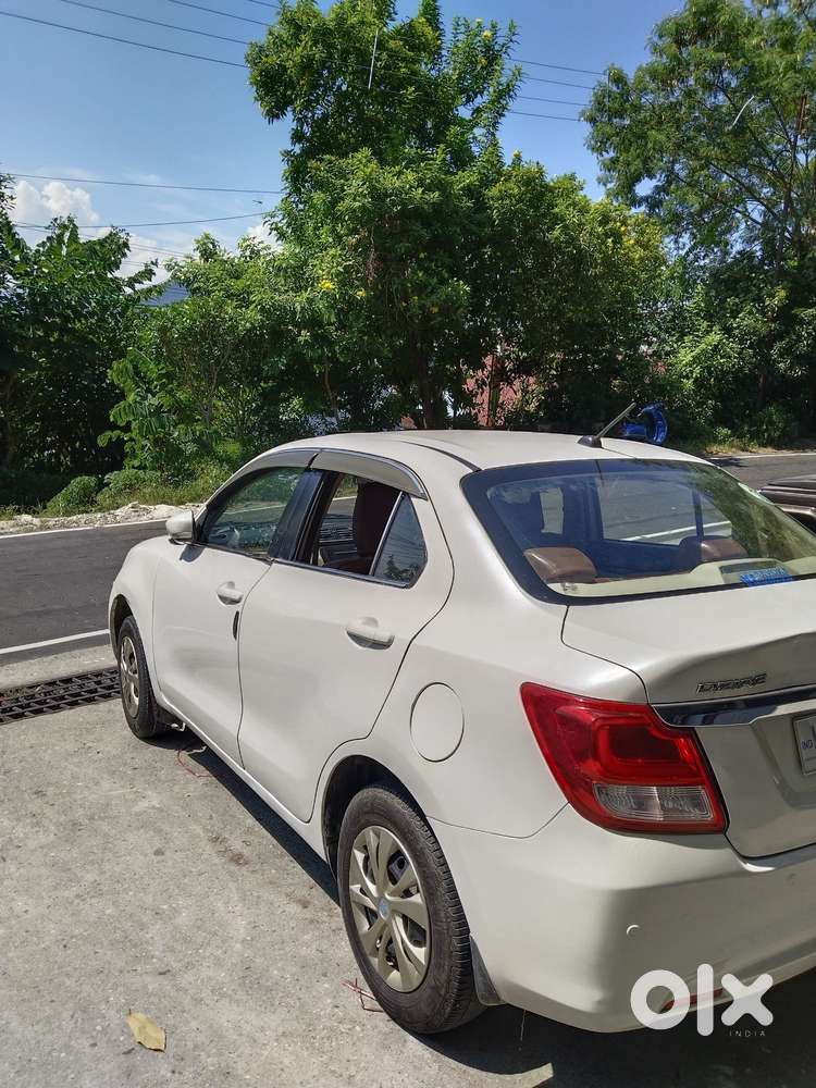Maruti Suzuki Swift Dzire 1.3 Vxi, 2020, Petrol