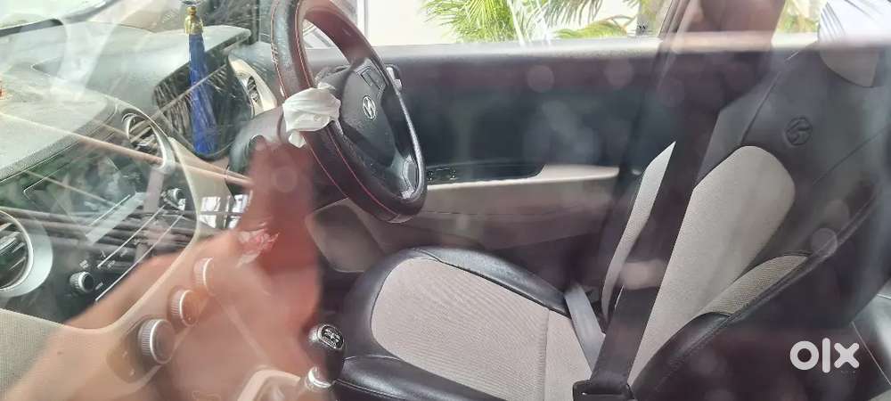 Hyundai Grand I10 2017 Petrol Well Maintained