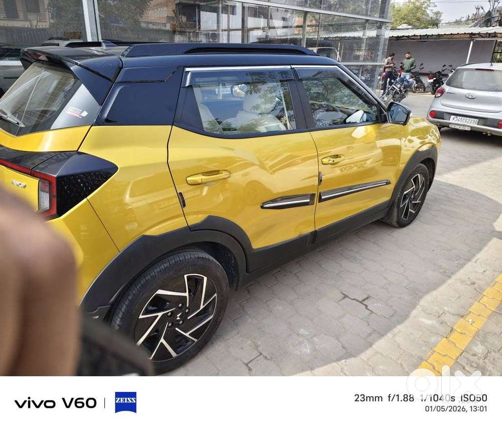Mahindra Xuv 3xo Ax7l 1.2 Petrol At (pg), 2025, Petrol