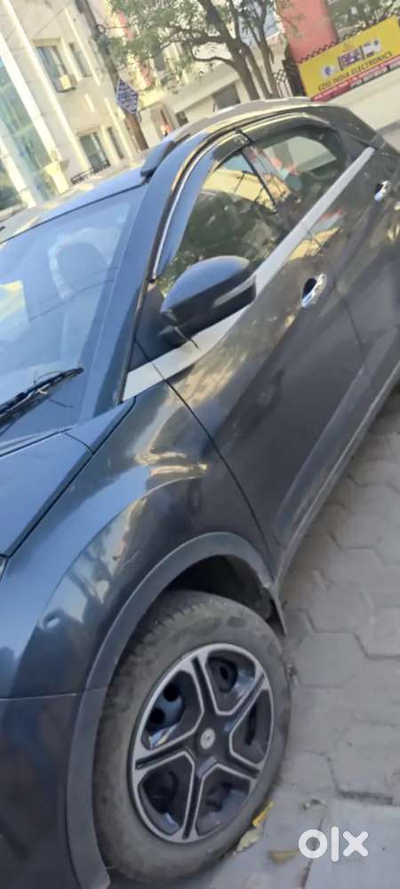 Tata Nexon 2018 Petrol And Cng Well Maintained
