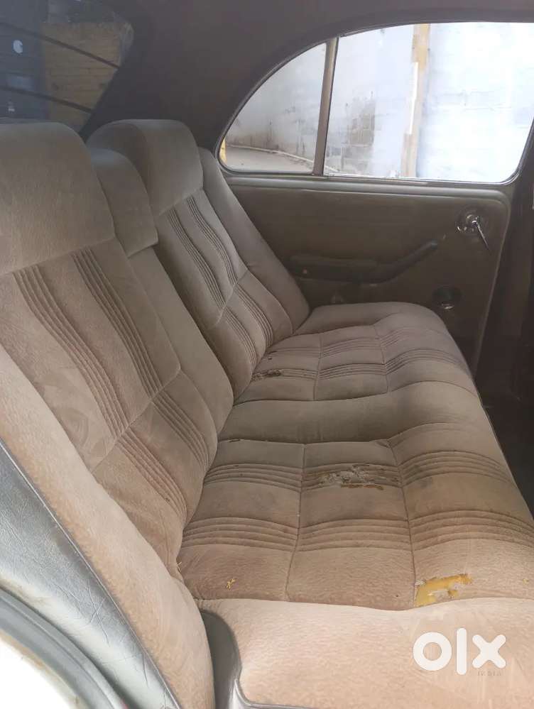 Ambassador 1987