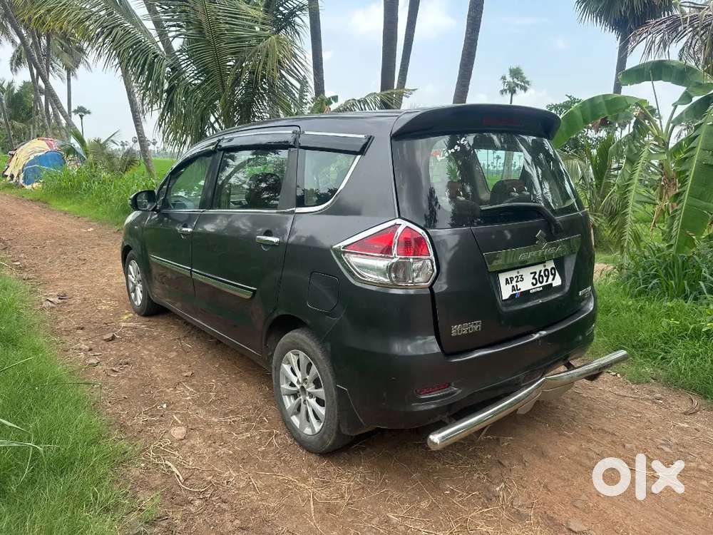 Maruti Suzuki Ertiga Zdi 2013