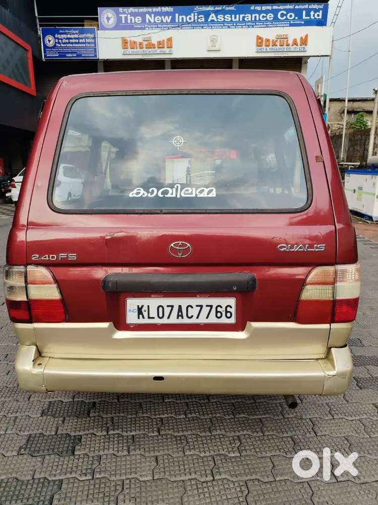 Toyota Qualis 2001 Diesel 250000 Km Driven