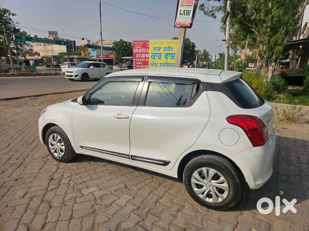 Maruti Suzuki Swift 2018 Amt Vxi, 2023, Petrol