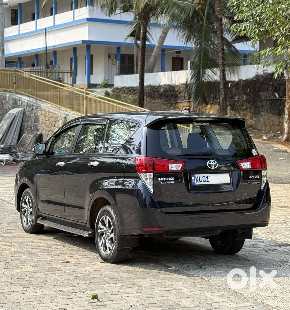 Toyota Innova Crysta [2020-ongoing] 2.4 Gx At 7 Str, 2021, Diesel
