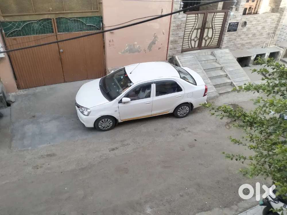 Toyota Etios 2015 Diesel 300000 Km Driven