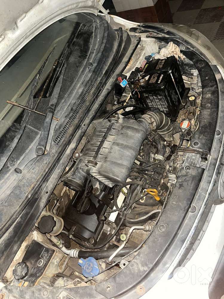 Hyundai I10 2013 Model 2 Sall Bach Rha Hai