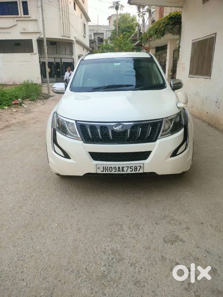 Ye Car Mujhe Seeal Karna Hai