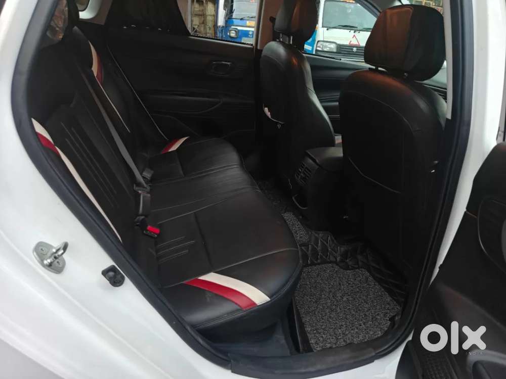 Hyundai I20 Sportz 1.2 Ivt, 2023, Petrol