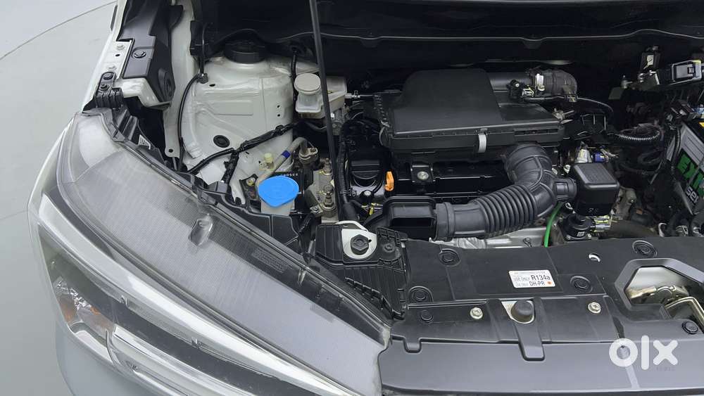 Maruti Suzuki Xl6 1.5 Zeta Mt, 2022, Petrol