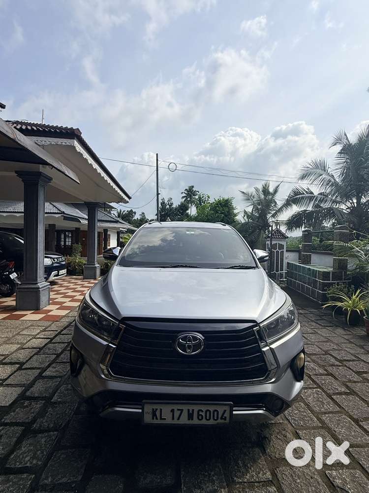 Toyota Innova Crysta