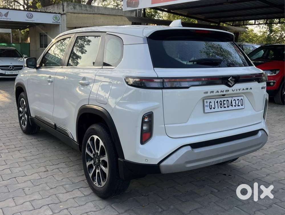 Maruti Suzuki Grand Vitara 1.5 Zeta Smart Hybrid At, 2024, Petrol