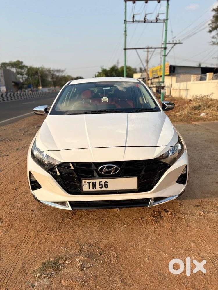 Hyundai I20 Sportz 1.2 Ivt, 2023, Petrol